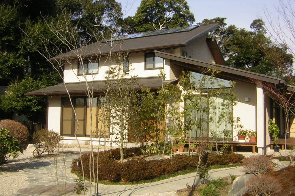 庭山の家